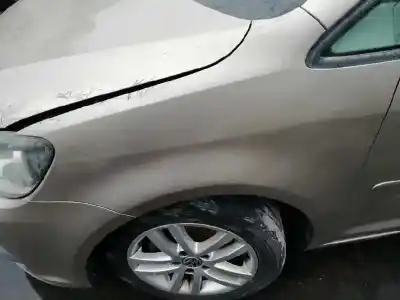 Scrapping Vehicle volkswagen touran (1t3) highline of the year 2011 powered cayc