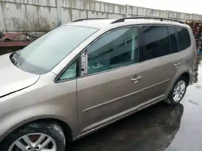 Scrapping Vehicle volkswagen touran (1t3) highline of the year 2011 powered cayc