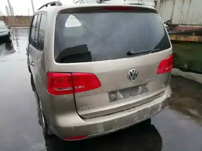 Scrapping Vehicle volkswagen touran (1t3) highline of the year 2011 powered cayc