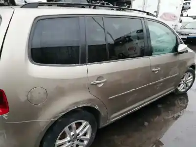 Scrapping Vehicle volkswagen touran (1t3) highline of the year 2011 powered cayc