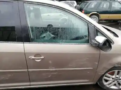 Scrapping Vehicle volkswagen touran (1t3) highline of the year 2011 powered cayc