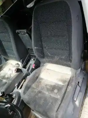 Scrapping Vehicle volkswagen touran (1t3) highline of the year 2011 powered cayc