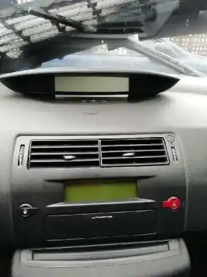Vehicul casat citroen                                            c4 berlina                                                                                                                                                                                                                                                 1.6 16v hdi fap                                                                                                                                                                                                                                            al anului 2005 alimentat nfu