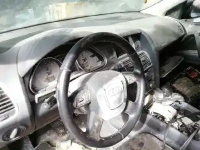 Здавання транспортного засобу audi q7 (4l) 3.0 tdi року 2006 потужний bug