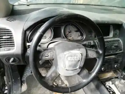 Здавання транспортного засобу audi q7 (4l) 3.0 tdi року 2006 потужний bug