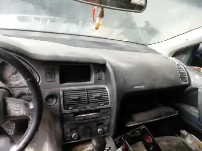Здавання транспортного засобу audi q7 (4l) 3.0 tdi року 2006 потужний bug