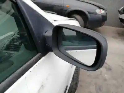 Здавання транспортного засобу renault megane ii berlina 5p confort authentique року 2004 потужний k9k d7