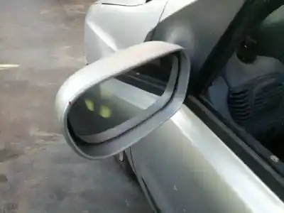Vehicul casat tata indica mat/6 al anului 2004 alimentat 