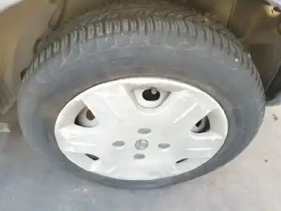 Vehicul casat tata indica mat/6 al anului 2004 alimentat 