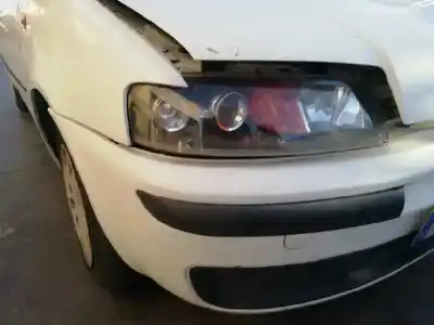 Veicolo di demolizione fiat punto berlina (188) 1.2 8v dynamic dell'anno 2003 alimentato 188a4000