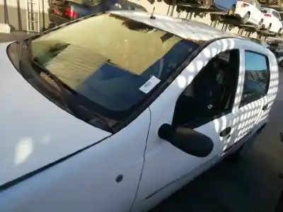 Veicolo di demolizione fiat punto berlina (188) 1.2 8v dynamic dell'anno 2003 alimentato 188a4000