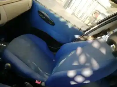 Veicolo di demolizione fiat punto berlina (188) 1.2 8v dynamic dell'anno 2003 alimentato 188a4000