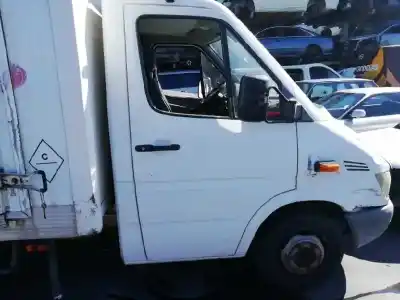 Здавання транспортного засобу mercedes                                           sprinter 02.00 -> caja abierta                                                                                                                                                                                                                             413 cdi (904.612-613)                                                                                                                                                                                                                                      року 2003 потужний 611981