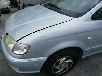 Sloopvoertuig hyundai trajet (fo) 2.0 crdi gls van het jaar 2005 aangedreven d4ea