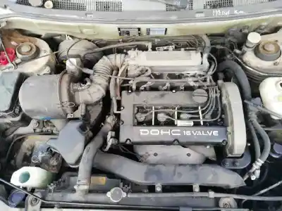 Véhicule à la ferraille kia joice 2.0 cat de l'année 2001 alimenté g4cp