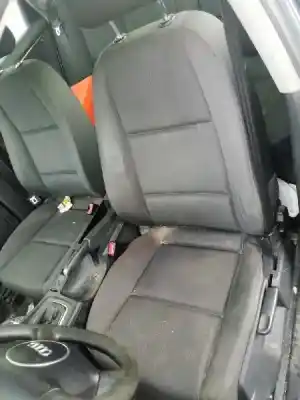 Sloopvoertuig audi a4 berlina (8e) 1.9 tdi (96kw) van het jaar 2002 aangedreven awx