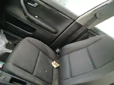 Sloopvoertuig audi a4 berlina (8e) 1.9 tdi (96kw) van het jaar 2002 aangedreven awx