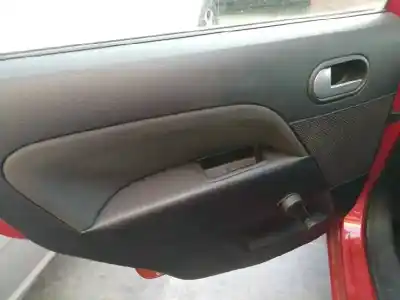 Véhicule à la ferraille ford fiesta (cbk) ghia de l'année 2005 alimenté f6jb