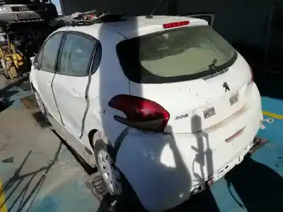 Здавання транспортного засобу peugeot 208 active року 2015 потужний bh02 bhw