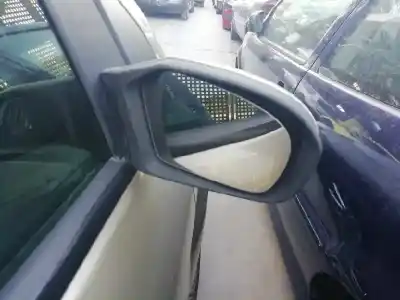 Véhicule à la ferraille mercedes-benz clase b (w245) 180 cdi (245.207) de l'année 2006 alimenté 640940