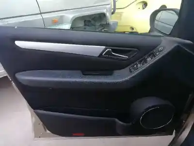 Véhicule à la ferraille mercedes-benz clase b (w245) 180 cdi (245.207) de l'année 2006 alimenté 640940
