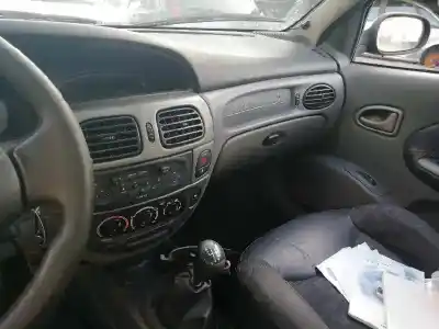 Scrapping Vehicle renault megane i coupe fase 2 (da..) 1.9 dci diesel cat 102 cv / 75 kw of the year 2001 powered f9q k7