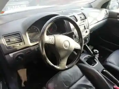 Hurda Aracı volkswagen golf v berlina (1k1) 1.6 yılın 2006 güçlü bse