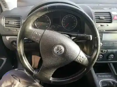 Hurda Aracı volkswagen golf v berlina (1k1) 1.6 yılın 2006 güçlü bse