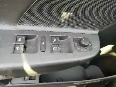 Hurda Aracı volkswagen golf v berlina (1k1) 1.6 yılın 2006 güçlü bse