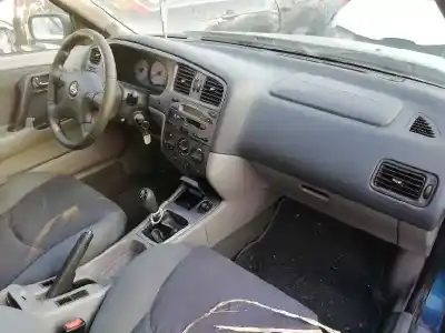 Veículo de Sucata nissan primera berlina (p11) 1.6 16v cat do ano 2001 alimentado qg16
