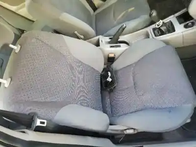 Veículo de Sucata nissan primera berlina (p11) 1.6 16v cat do ano 2001 alimentado qg16