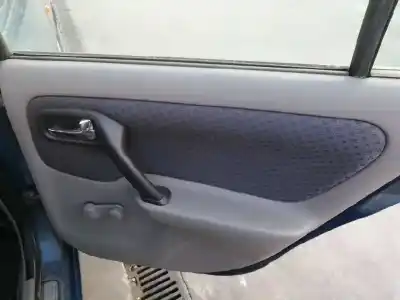 Veículo de Sucata nissan primera berlina (p11) 1.6 16v cat do ano 2001 alimentado qg16