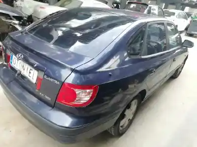 Veículo de Sucata hyundai elantra (xd) 2.0 crdi comfort do ano 2005 alimentado d4ea