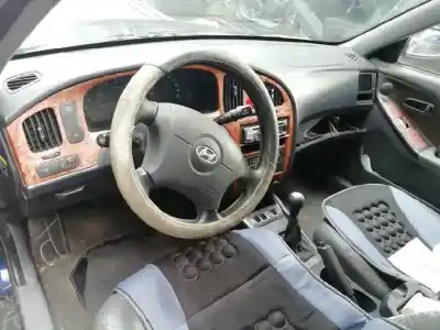 Veículo de Sucata hyundai elantra (xd) 2.0 crdi comfort do ano 2005 alimentado d4ea