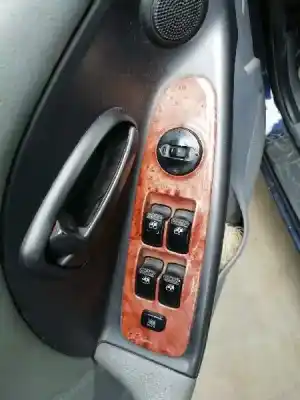 Veículo de Sucata hyundai elantra (xd) 2.0 crdi comfort do ano 2005 alimentado d4ea