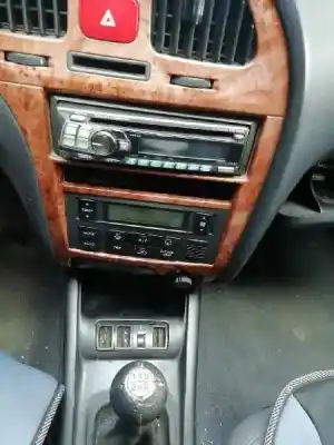 Veículo de Sucata hyundai elantra (xd) 2.0 crdi comfort do ano 2005 alimentado d4ea