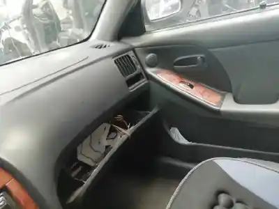 Veículo de Sucata hyundai elantra (xd) 2.0 crdi comfort do ano 2005 alimentado d4ea