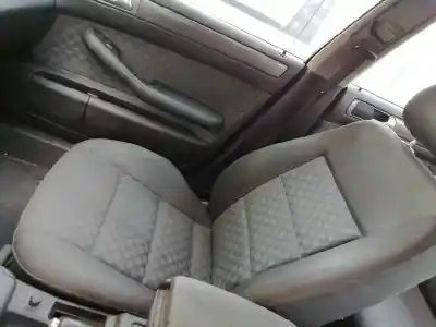 Hurda Aracı audi a6 berlina (4b2) 2.5 v6 24v tdi cat (aym) yılın 2001 güçlü aym