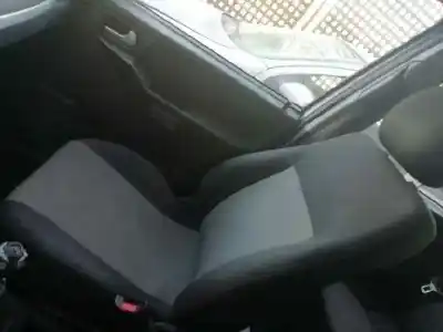 Veicolo di demolizione opel meriva a monospace (x03) 1.7 dti (e75) dell'anno 2004 alimentato y17dt