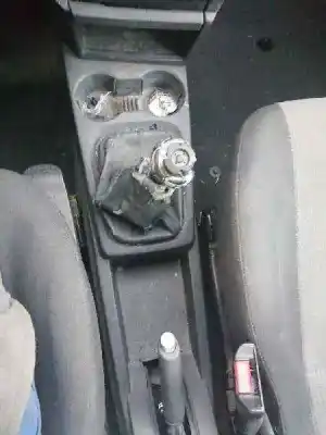 Veicolo di demolizione opel meriva a monospace (x03) 1.7 dti (e75) dell'anno 2004 alimentato y17dt