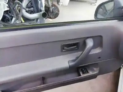 Здавання транспортного засобу renault                                            clio i fase i+ii (b/c57)                                                                                                                                                                                                                                   1.2 року 1993 потужний e7f