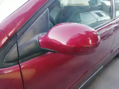 Véhicule à la ferraille citroen c5 berlina 1.6 16v hdi fap de l'année 2005 alimenté 9hz