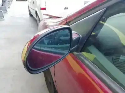 Véhicule à la ferraille citroen c5 berlina 1.6 16v hdi fap de l'année 2005 alimenté 9hz