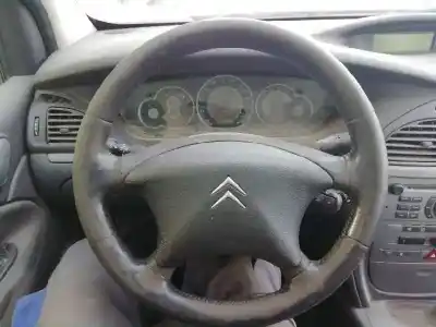 Véhicule à la ferraille citroen c5 berlina 1.6 16v hdi fap de l'année 2005 alimenté 9hz