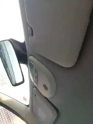 Véhicule à la ferraille citroen c5 berlina 1.6 16v hdi fap de l'année 2005 alimenté 9hz