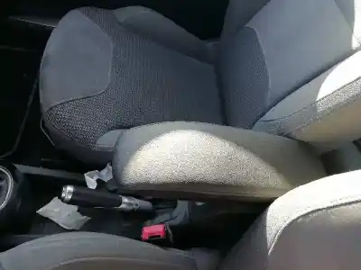 Véhicule à la ferraille citroen ds3 (sa_) 1.6 hdi 90 de l'année 2015 alimenté 9hp