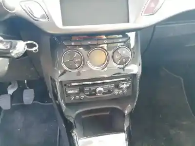 Véhicule à la ferraille citroen ds3 (sa_) 1.6 hdi 90 de l'année 2015 alimenté 9hp