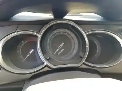Véhicule à la ferraille citroen ds3 (sa_) 1.6 hdi 90 de l'année 2015 alimenté 9hp