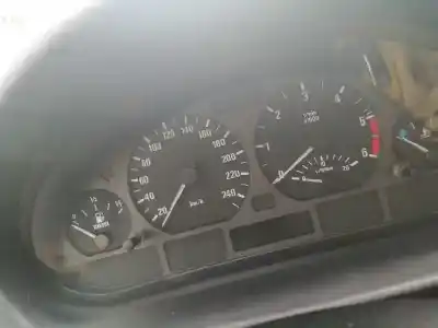 Здавання транспортного засобу bmw serie 3 berlina (e46) 320d року 2002 потужний 204d4d