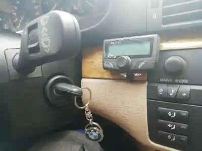 Здавання транспортного засобу bmw serie 3 berlina (e46) 320d року 2002 потужний 204d4d